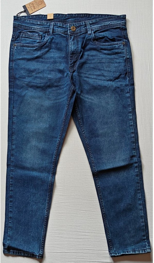 Men's Cotton Blended Solid Tapered Jeans (Blue)
