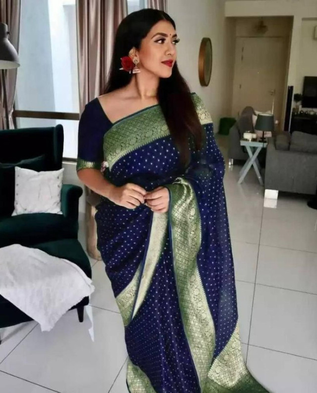  Women's Litchi silk Printed Saree With Unstitched Blouse (Blue) 