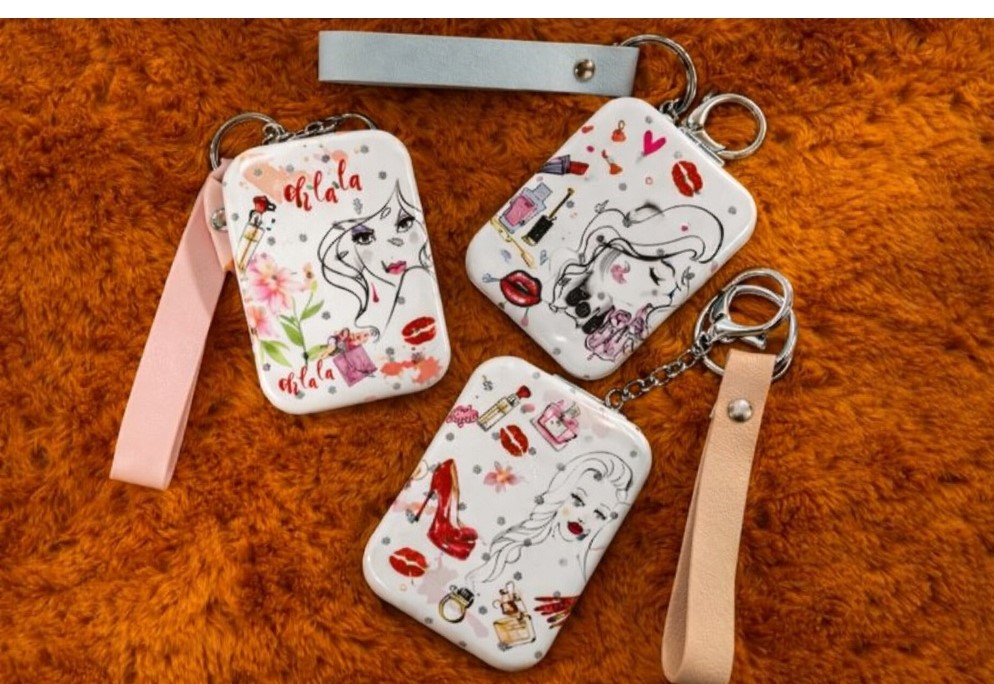 Metal Rectangle Size Pocket Mirror (Multicolor)