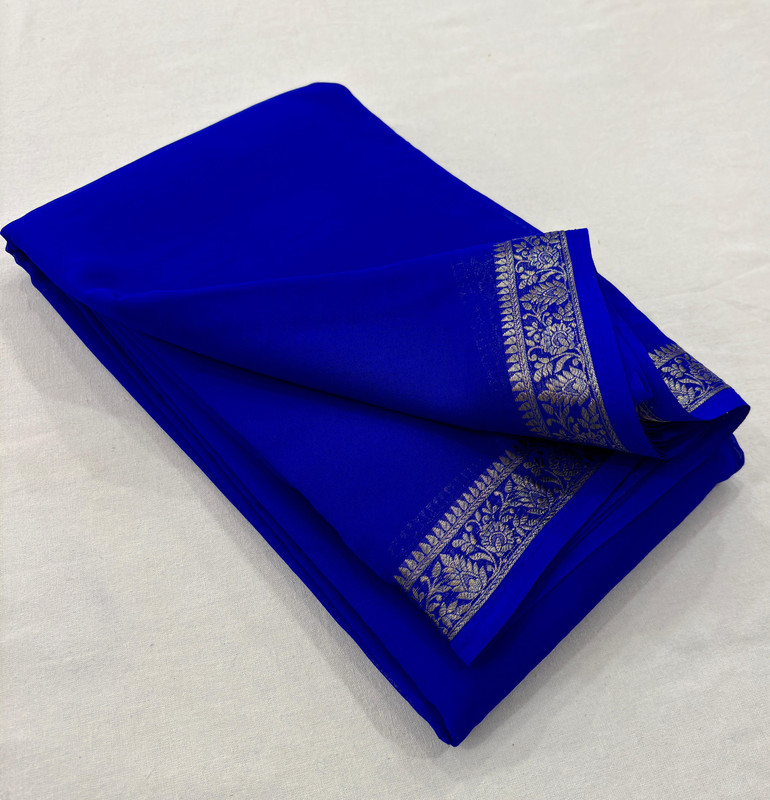 Women's Crepe Chit Pallu Solid Saree With Unstitched Blouse 5.5Mtr (Blue)