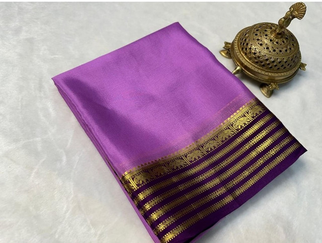 Women's Crepe Chit Pallu Solid Saree With Unstitched Blouse 5.5Mtr (Dark Purple)