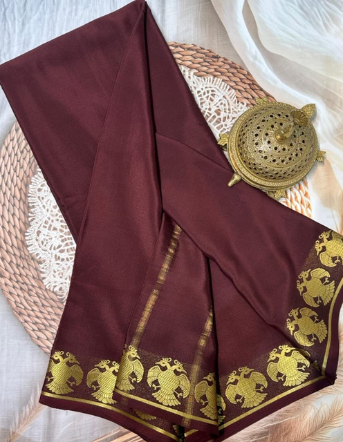 Women's Crepe Chit Pallu Solid Saree With Unstitched Blouse 5.5Mtr (Brown)